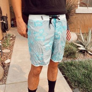 mens hurley blue tropical floral print swim trunks